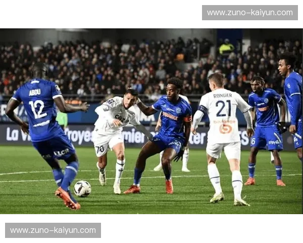 索肖vs特鲁瓦：法乙赛场上的宿命对决，荣耀与激情在此碰撞